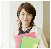 土日祝日でも施術、予約可能です